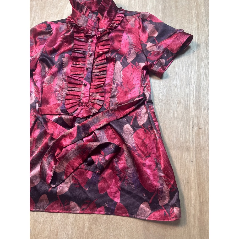 New York and Company Pink Feather Print Ruffle Collar Satin Blouse Womens Medium - Picture 3 of 8